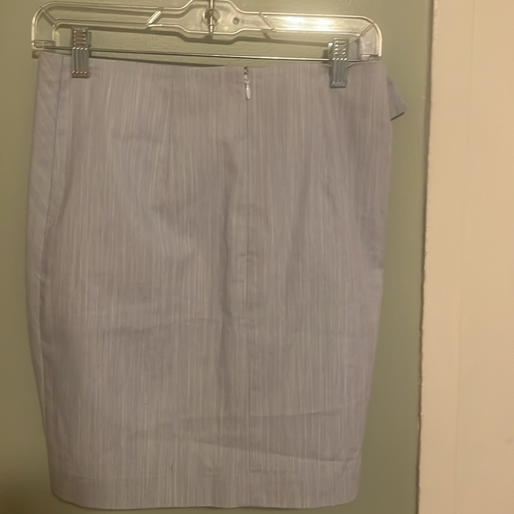 EUC Loft Bow Skirt Size 0 - Picture 3 of 5